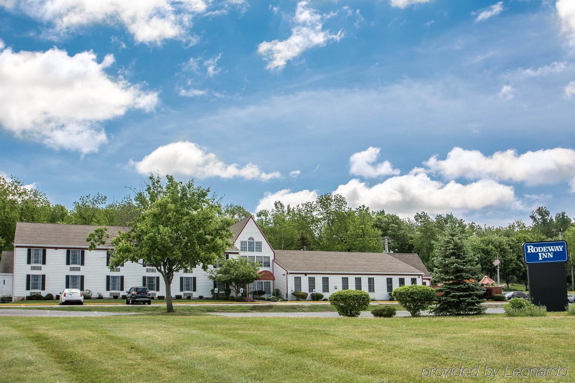 Rodeway Inn Lakeville Εξωτερικό φωτογραφία