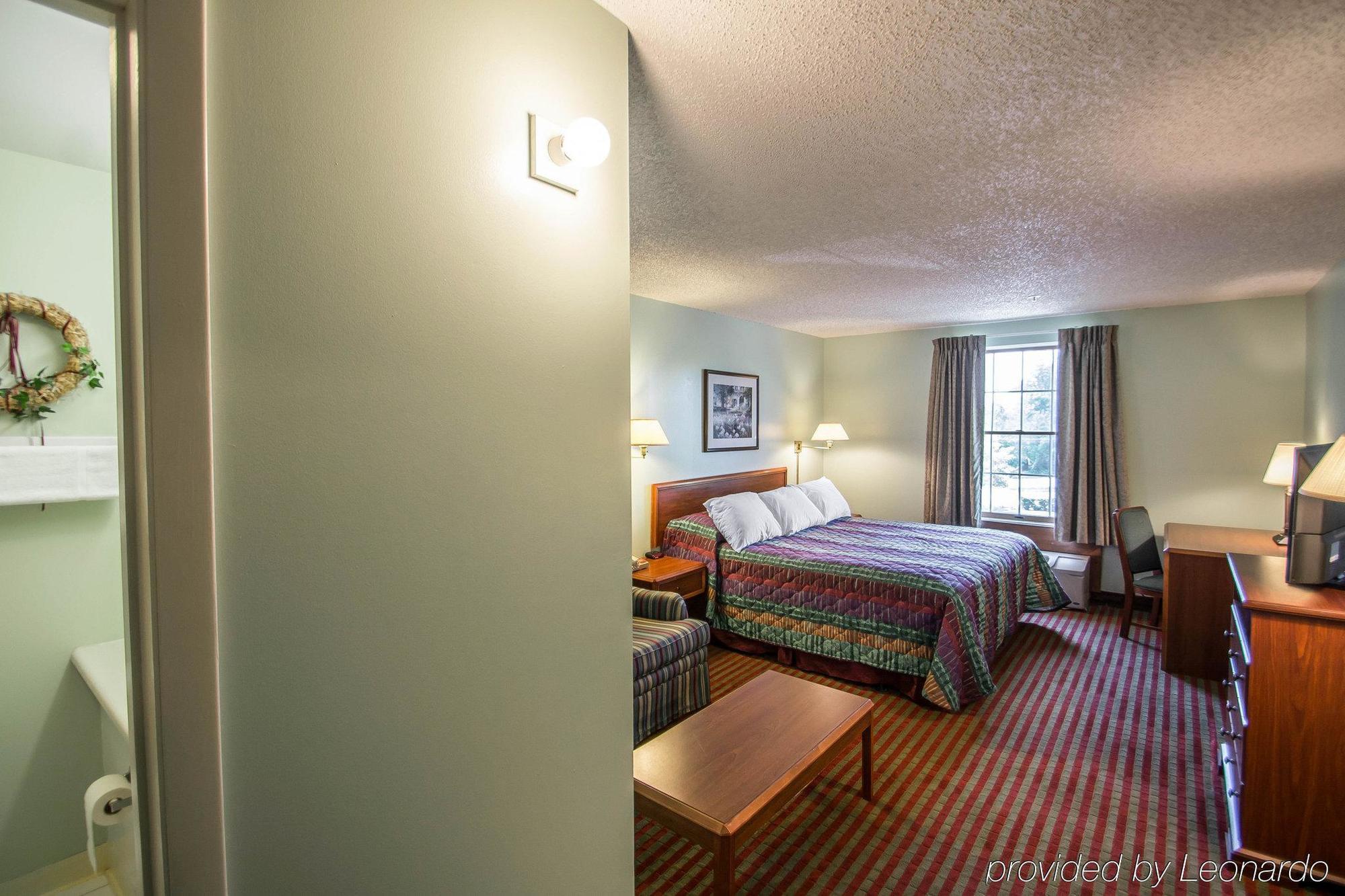 Rodeway Inn Lakeville Εξωτερικό φωτογραφία
